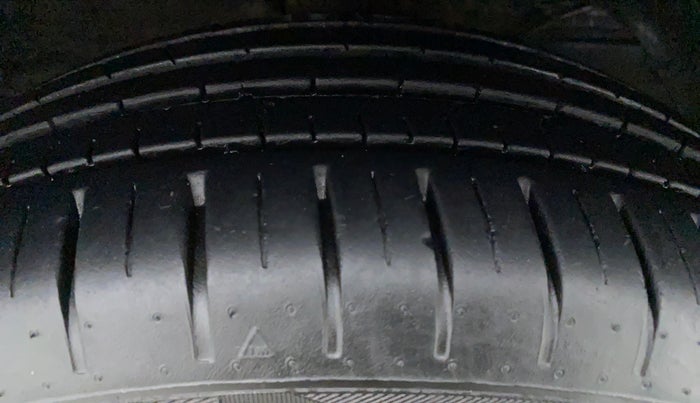 2019 Toyota Glanza G CVT, Petrol, Automatic, 8,962 km, Right Rear Tyre Tread