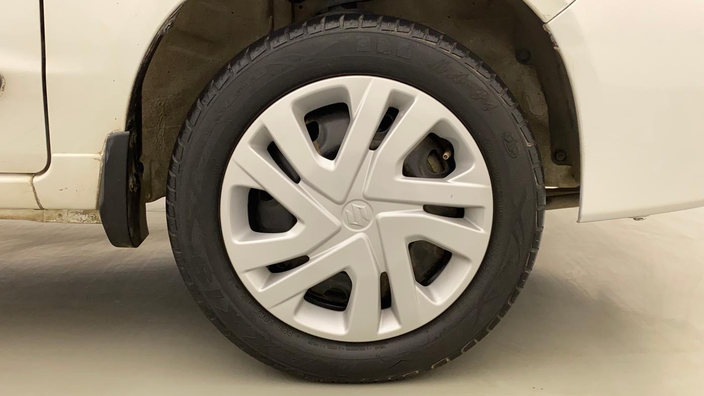 2012 Maruti Alto K10 VXI, Petrol, Manual, 49,241 km, Right Front Wheel