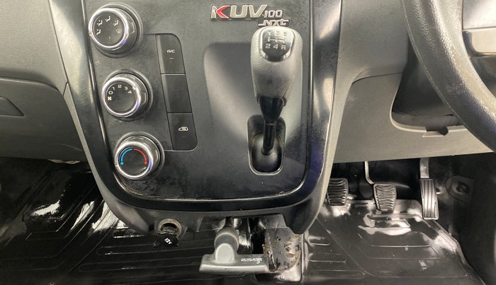 2018 Mahindra KUV 100 NXT K2 P 6 STR, Petrol, Manual, 27,851 km, Gear Lever