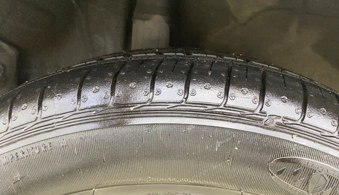 2016 Honda City 1.5L I-VTEC VX CVT, Petrol, Automatic, 23,008 km, Right Rear Tyre Tread