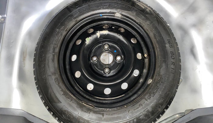 2015 Maruti Swift VXI, Petrol, Manual, 1,01,603 km, Spare Tyre