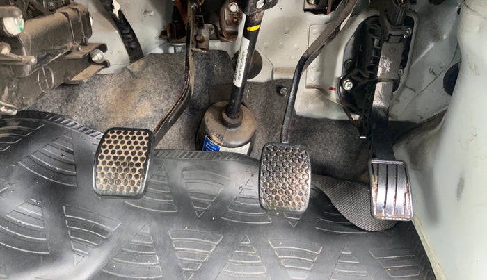 2023 Maruti Eeco 5 STR AC, Petrol, Manual, 26,319 km, Pedals