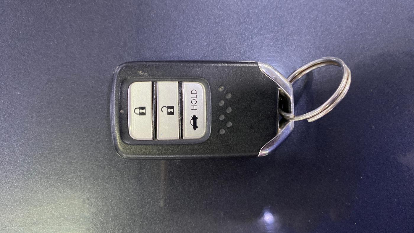2023 Honda Amaze 1.2L I-VTEC VX CVT, Petrol, Automatic, 13,699 km, Key Close Up