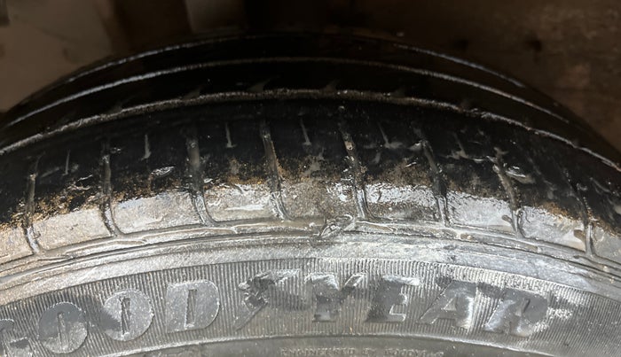 2016 Tata Tiago XM PETROL, Petrol, Manual, 68,461 km, Right Rear Tyre Tread