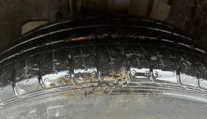 2016 Tata Tiago XM PETROL, Petrol, Manual, 68,461 km, Left Front Tyre Tread