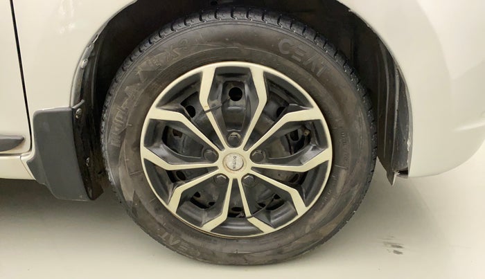 2015 Maruti Celerio VXI, Petrol, Manual, 81,776 km, Right Front Wheel