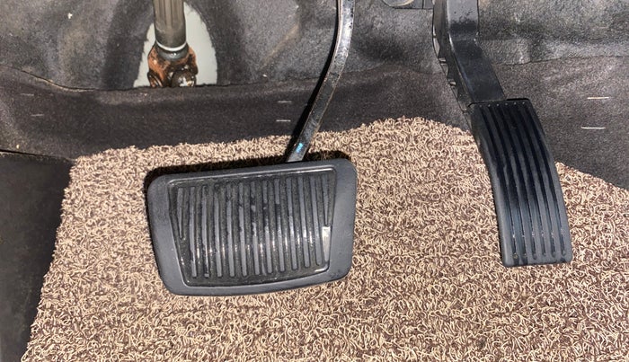 2013 Hyundai Verna FLUIDIC 1.6 VTVT SX OPT AT, Petrol, Automatic, 86,324 km, Pedals