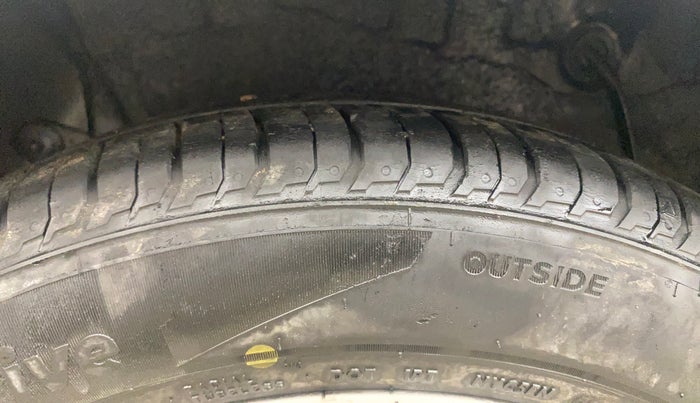 2013 Hyundai Verna FLUIDIC 1.6 VTVT SX OPT AT, Petrol, Automatic, 86,324 km, Right Rear Tyre Tread