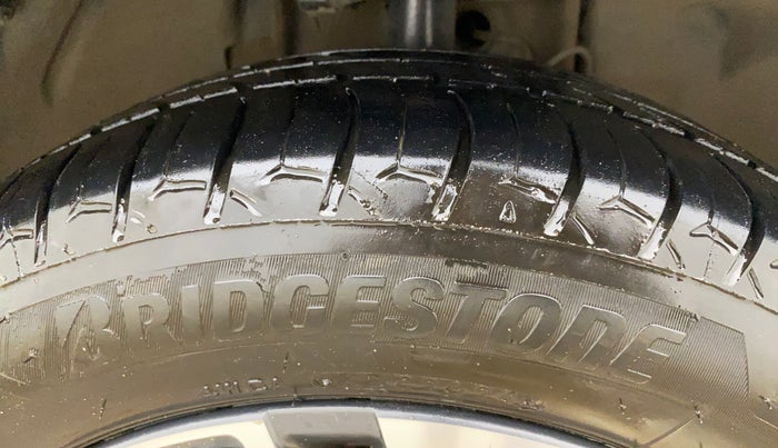 2021 Tata Tiago XZ PLUS PETROL, Petrol, Manual, 75,425 km, Right Front Tyre Tread