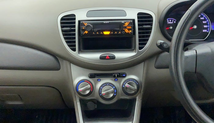 2016 Hyundai i10 MAGNA 1.1 IRDE2, Petrol, Manual, 31,802 km, Air Conditioner