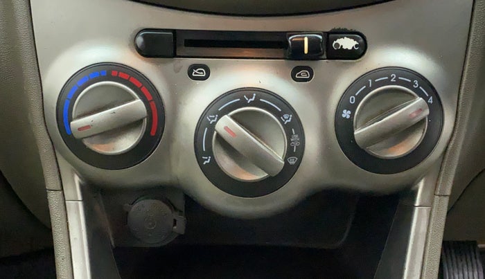 2012 Hyundai i10 MAGNA 1.2, Petrol, Manual, 88,839 km, AC Unit - Directional switch has minor damage