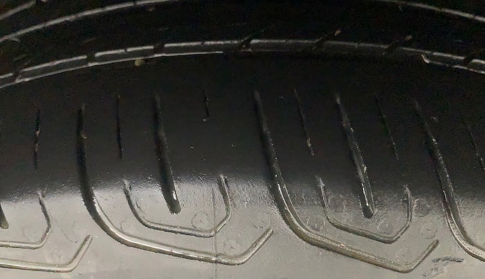 2014 Honda Amaze 1.5L I-DTEC EX, Diesel, Manual, 85,537 km, Left Rear Tyre Tread