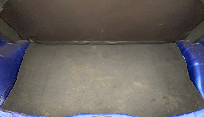 2014 Hyundai Eon SPORTZ, Petrol, Manual, 45,678 km, Boot Inside