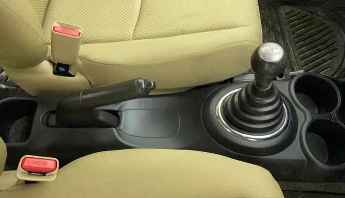 2013 Honda Brio S MT, Petrol, Manual, 44,636 km, Gear Lever