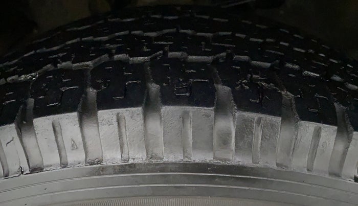 2018 Tata Hexa Varicor 400 XM, Diesel, Manual, 59,672 km, Left Rear Tyre Tread