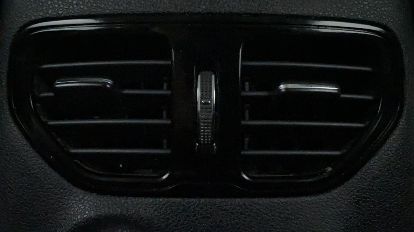 2018 Tata Hexa Varicor 400 XM, Diesel, Manual, 59,672 km, Rear AC Vents