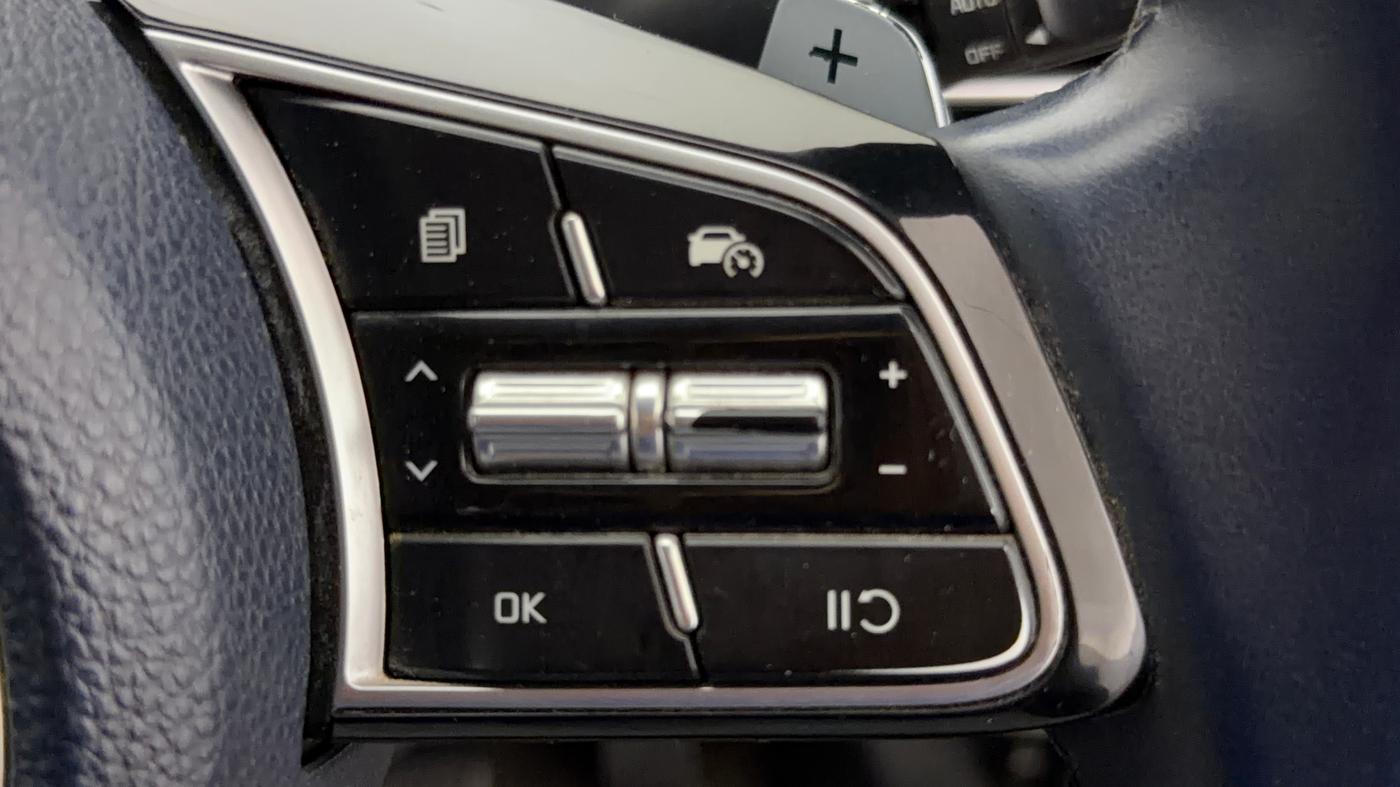 2023 KIA CARENS LUXURY PLUS 1.5 TURBO PETROL DCT 7 STR, Petrol, Automatic, 20,601 km, Adaptive Cruise Control
