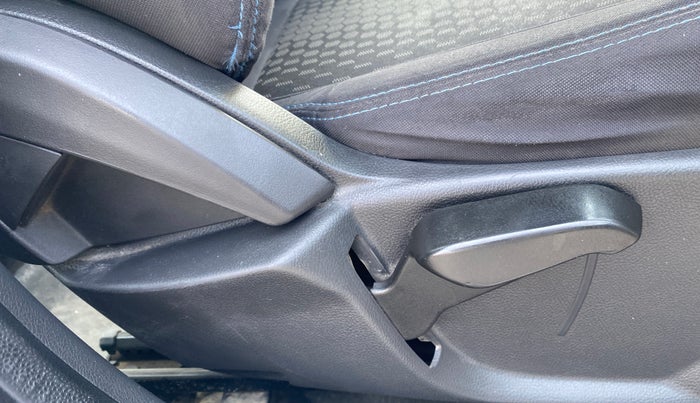 2019 Ford Figo Aspire TITANIUM BLU 1.2 PETROL, Petrol, Manual, 68,859 km, Driver Side Adjustment Panel