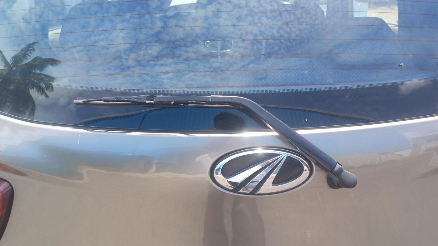 2016 Mahindra Kuv100 K6 5 STR, Petrol, Manual, 33,624 km, Rear Wiper