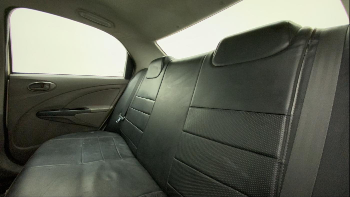 2011 Toyota Etios G, Petrol, Manual, 76,474 km, Right Side Rear Door Cabin
