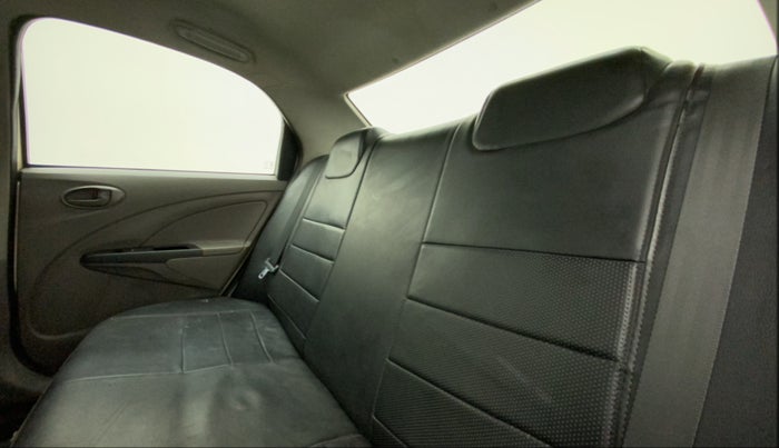 2011 Toyota Etios G, Petrol, Manual, 76,474 km, Right Side Rear Door Cabin