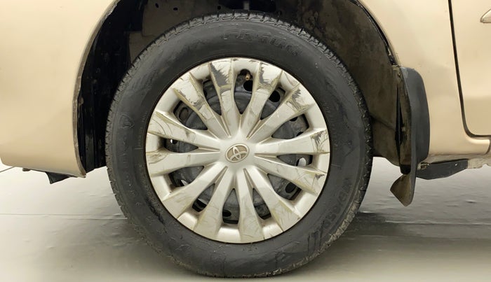 2011 Toyota Etios G, Petrol, Manual, 76,474 km, Left Front Wheel
