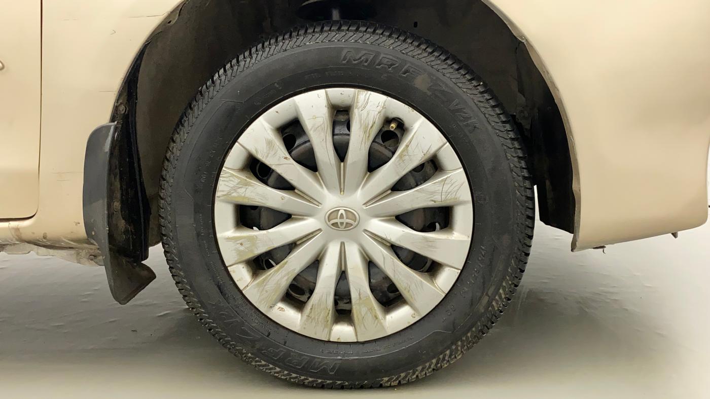 2011 Toyota Etios G, Petrol, Manual, 76,474 km, Right Front Wheel
