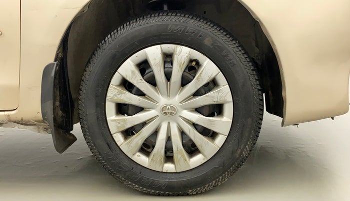 2011 Toyota Etios G, Petrol, Manual, 76,474 km, Right Front Wheel