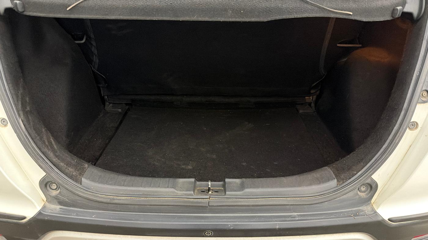 2017 Honda WR-V 1.2L I-VTEC VX MT, Petrol, Manual, 1,11,544 km, Boot Inside