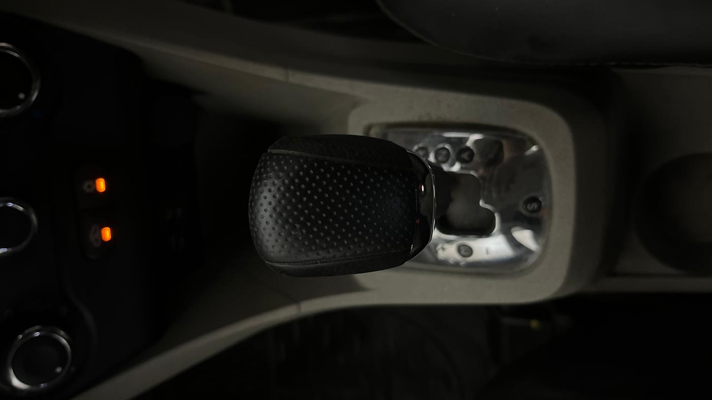 2017 Tata Tiago XZA PETROL, Petrol, Automatic, 90,097 km, Gear Lever