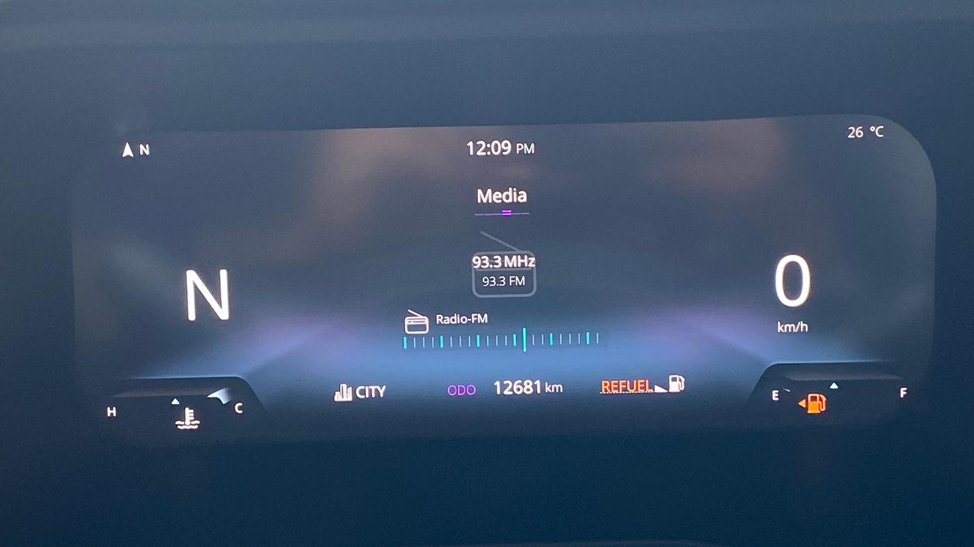 2024 Tata NEXON FEARLESS + SUNROOF DCA DUAL TONE 1.2 PETROL, Petrol, Automatic, 12,643 km, Odometer Image