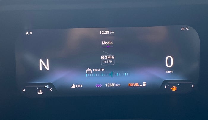 2024 Tata NEXON FEARLESS + SUNROOF DCA DUAL TONE 1.2 PETROL, Petrol, Automatic, 12,643 km, Odometer Image