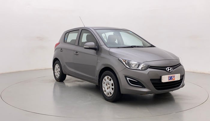 2013 Hyundai i20 MAGNA (O) 1.2, Petrol, Manual, 33,971 km, Right Front Diagonal