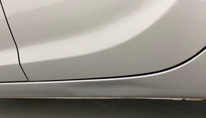 2013 Hyundai i20 MAGNA (O) 1.2, Petrol, Manual, 33,971 km, Left running board - Slightly dented