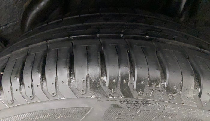 2021 Hyundai Verna SX (O) 1.5 VTVT IVT, Petrol, Automatic, 7,675 km, Left Rear Tyre Tread