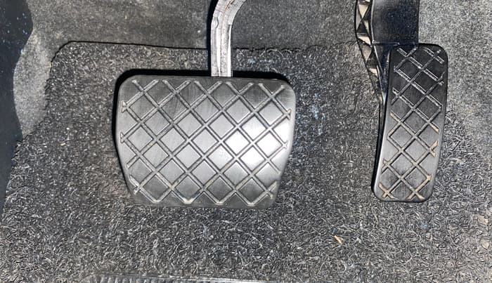 2021 Skoda KUSHAQ STYLE 1.0L TSI AT (6 AIRBAGS), Petrol, Automatic, 59,630 km, Pedals