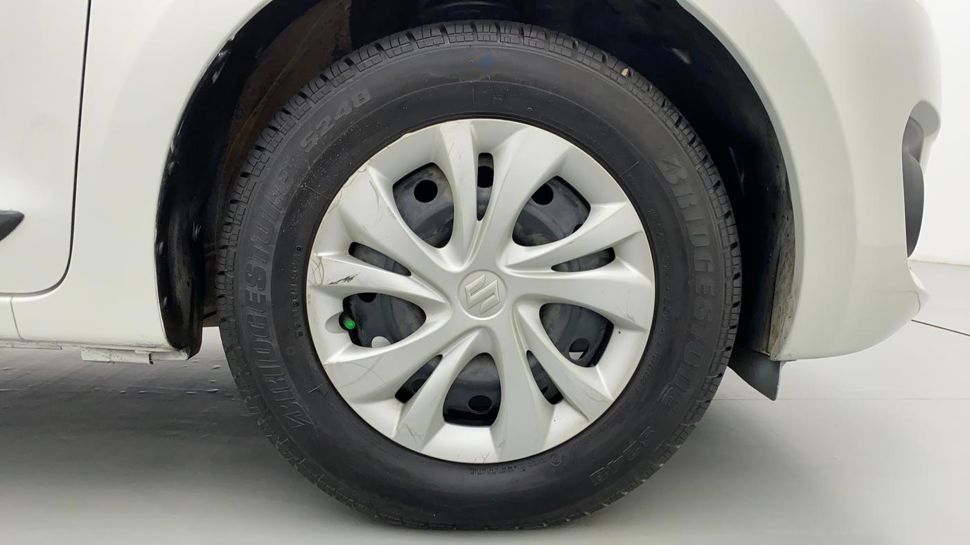 2018 Maruti Swift VDI AMT, Diesel, Automatic, 53,578 km, Right Front Wheel