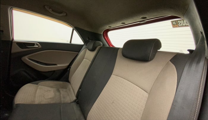2018 Hyundai Elite i20 ASTA 1.2 (O), Petrol, Manual, 77,207 km, Right Side Rear Door Cabin