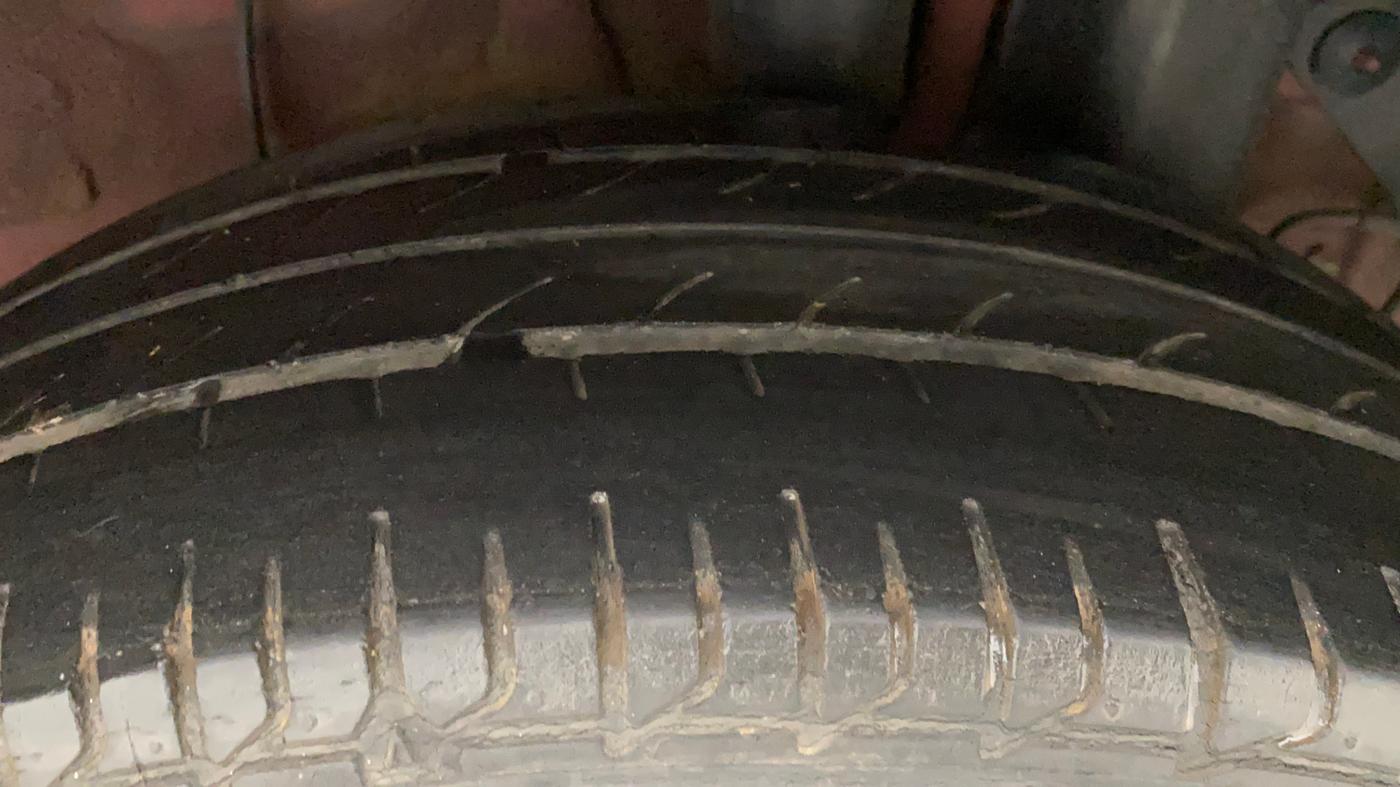 2018 Hyundai Elite i20 ASTA 1.2 (O), Petrol, Manual, 77,207 km, Left Rear Tyre Tread