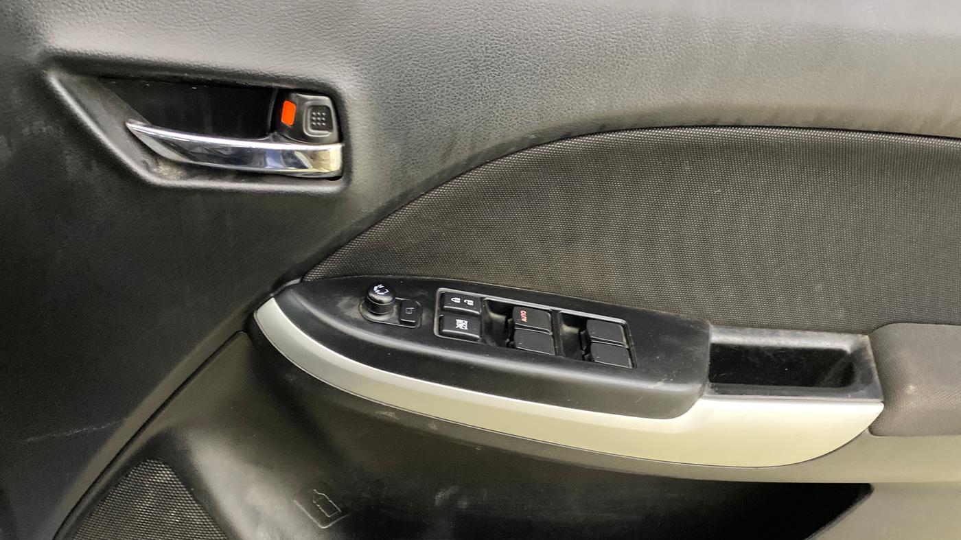 2018 Maruti Baleno DELTA DIESEL 1.3, Diesel, Manual, 70,590 km, Driver Side Door Panels Control