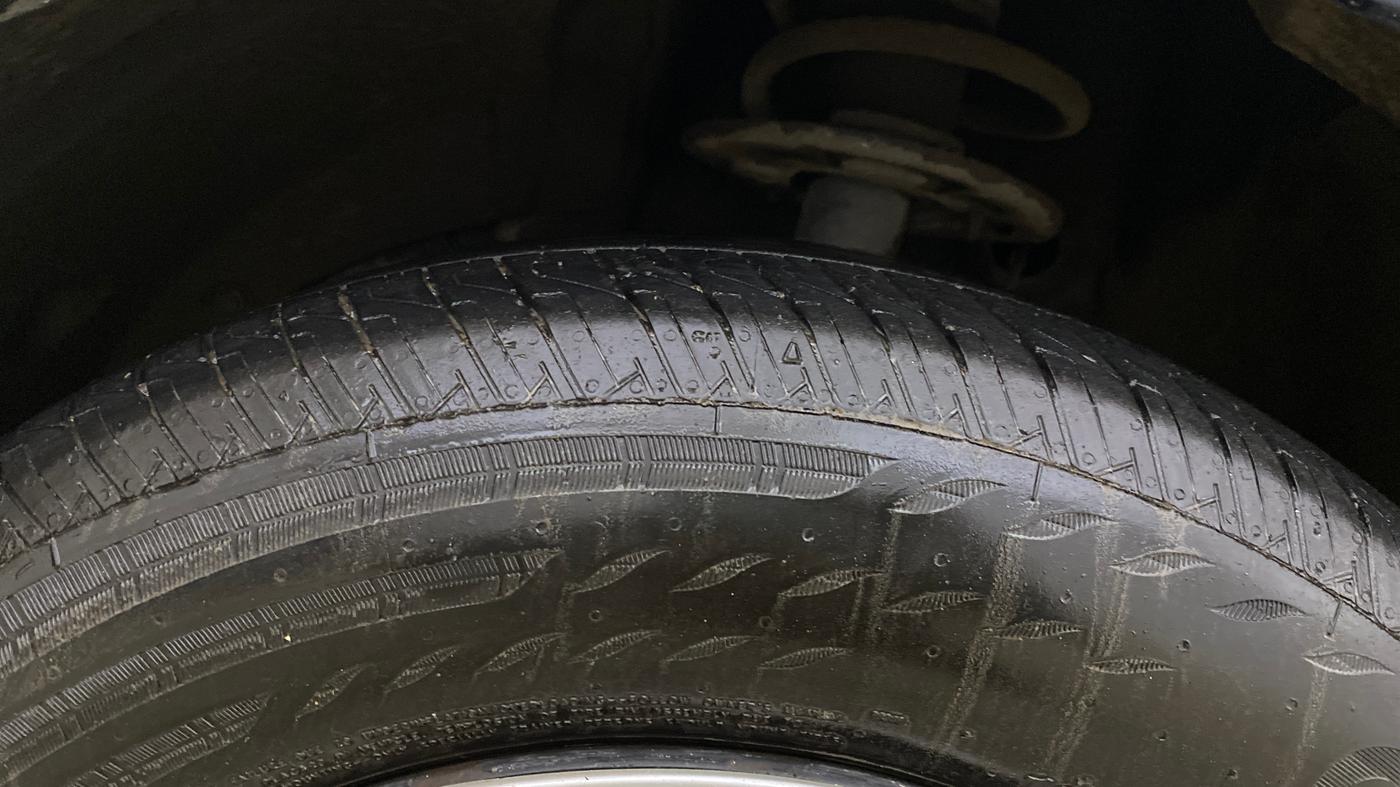 2018 Maruti Baleno DELTA DIESEL 1.3, Diesel, Manual, 70,590 km, Left Front Tyre Tread