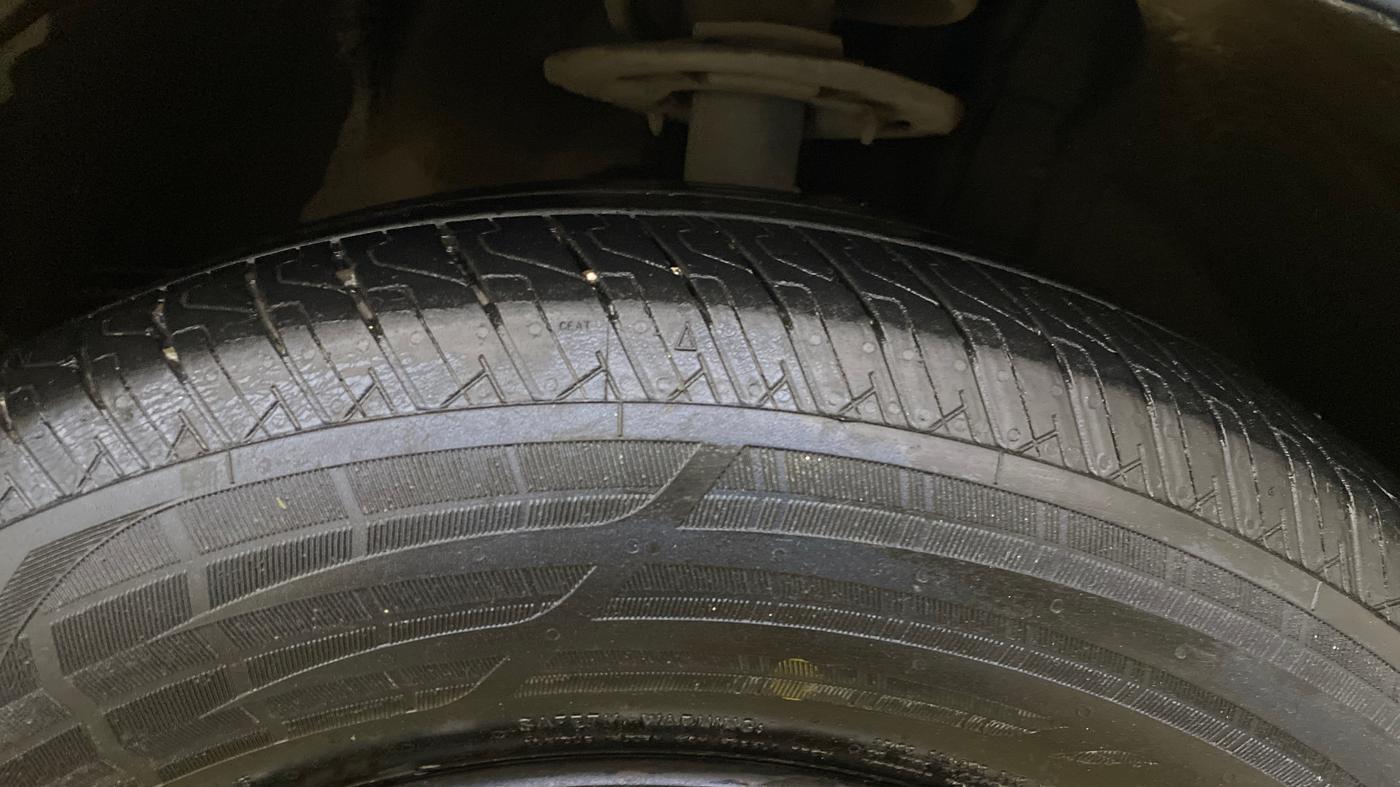 2018 Maruti Baleno DELTA DIESEL 1.3, Diesel, Manual, 70,590 km, Right Front Tyre Tread