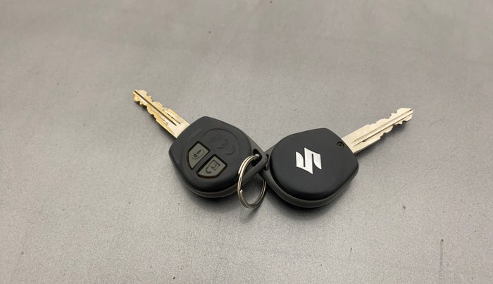 2017 Maruti IGNIS DELTA 1.2 AMT, Petrol, Automatic, 33,191 km, Key Close Up