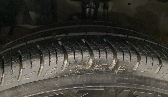 2021 Honda Amaze 1.2L I-VTEC VX CVT, Petrol, Automatic, 23,875 km, Left Front Tyre Tread