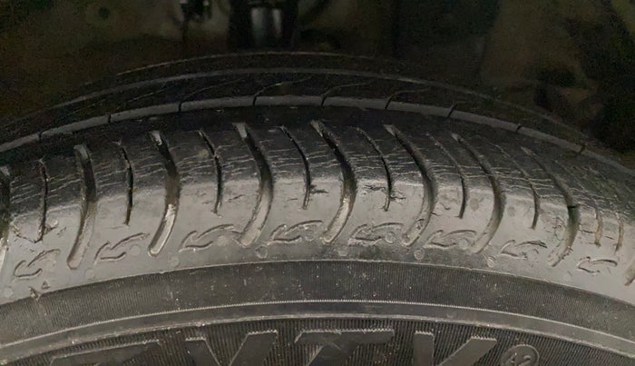 2021 Honda Amaze 1.2L I-VTEC VX CVT, Petrol, Automatic, 23,875 km, Right Front Tyre Tread