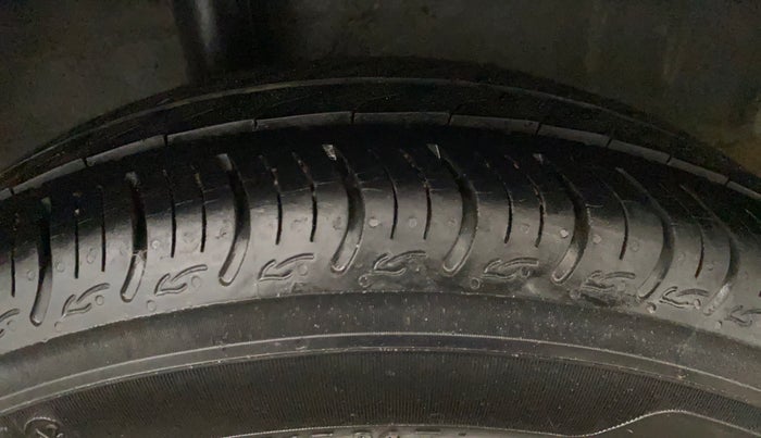 2021 Honda Amaze 1.2L I-VTEC VX CVT, Petrol, Automatic, 23,875 km, Right Rear Tyre Tread
