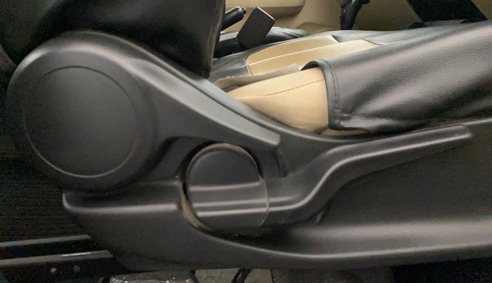 2021 Honda Amaze 1.2L I-VTEC VX CVT, Petrol, Automatic, 23,875 km, Driver Side Adjustment Panel