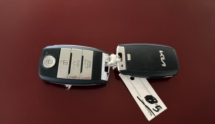 2022 KIA CARENS PRESTIGE PLUS 1.5 DIESEL 7 STR, Diesel, Manual, 19,482 km, Key Close Up