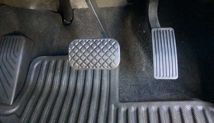 2020 MG HECTOR SHARP 1.5 DCT PETROL, Petrol, Automatic, 86,834 km, Pedals