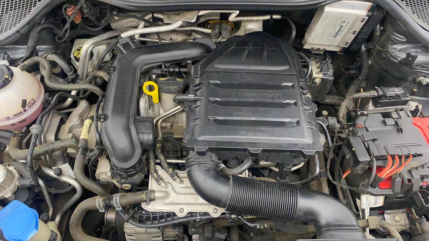 2021 Volkswagen Polo HIGHLINE PLUS 1.0L TSI AT, Petrol, Automatic, 18,556 km, Engine View